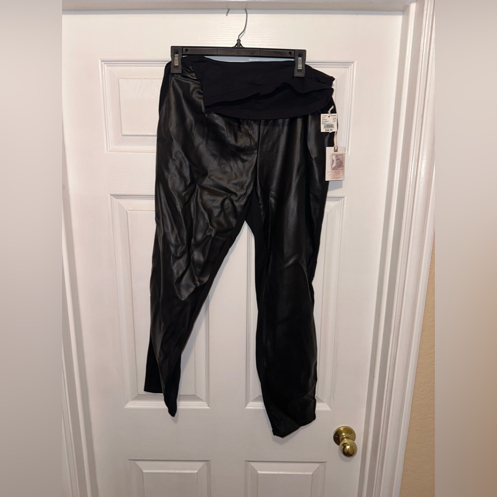 Jessica Simpson Secret Fit Belly Faux Leather Front Maternity Pants Size 2X
